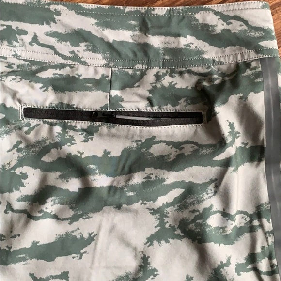 MSX Strahan Green Camo Board Shorts Swim Trunks - Picture 4 of 10